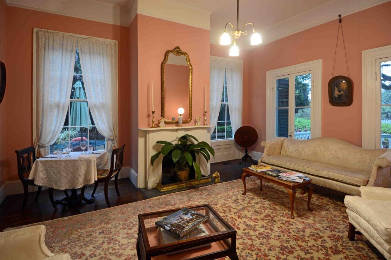 مونتيسيلو 1872 Denham Inn المظهر الخارجي الصورة