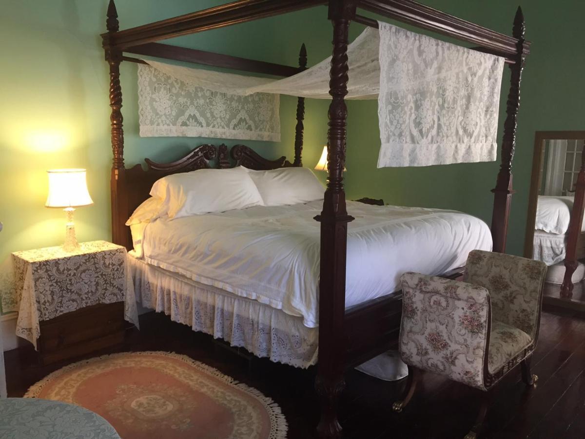 مونتيسيلو 1872 Denham Inn المظهر الخارجي الصورة