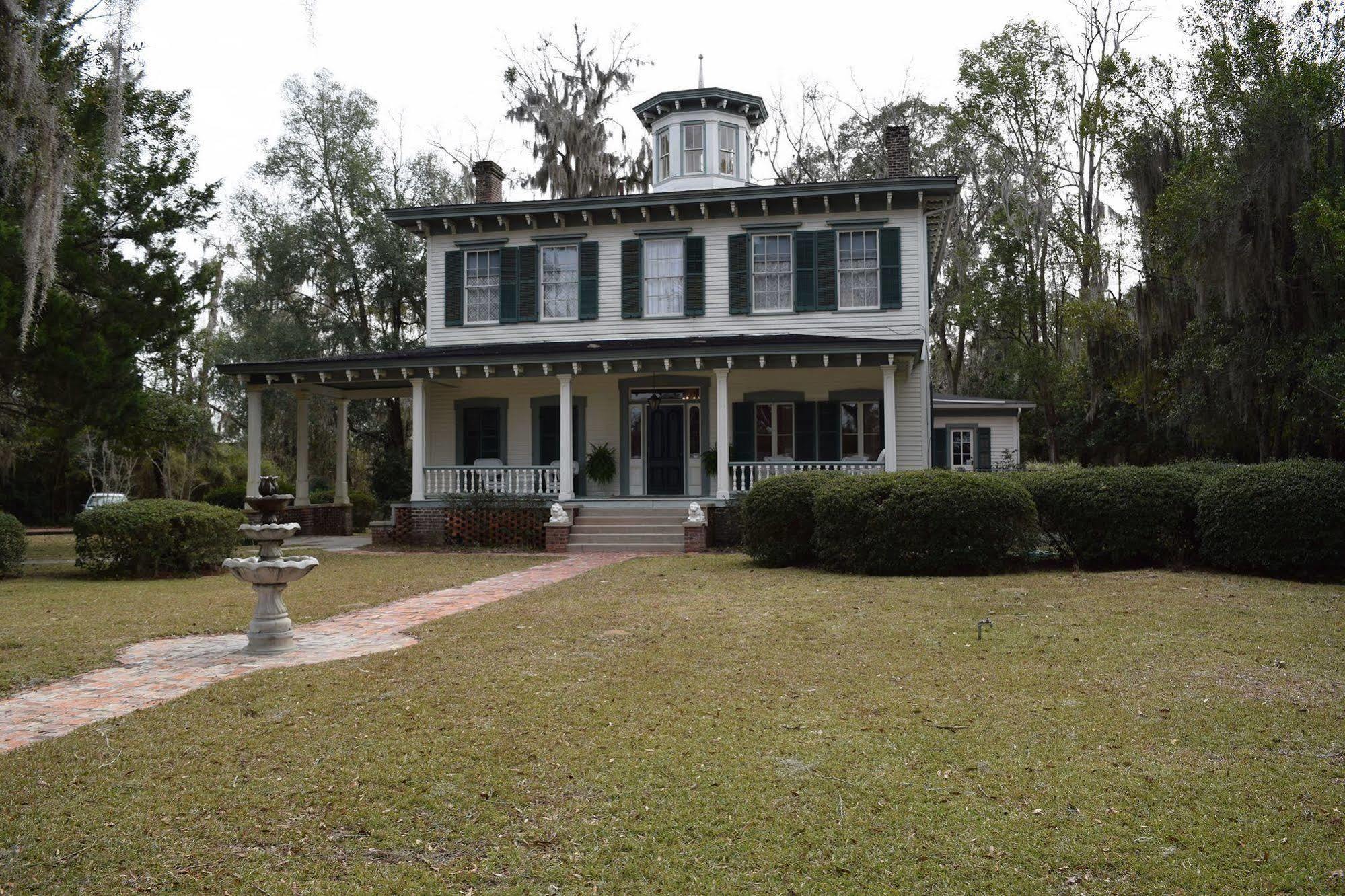 مونتيسيلو 1872 Denham Inn المظهر الخارجي الصورة